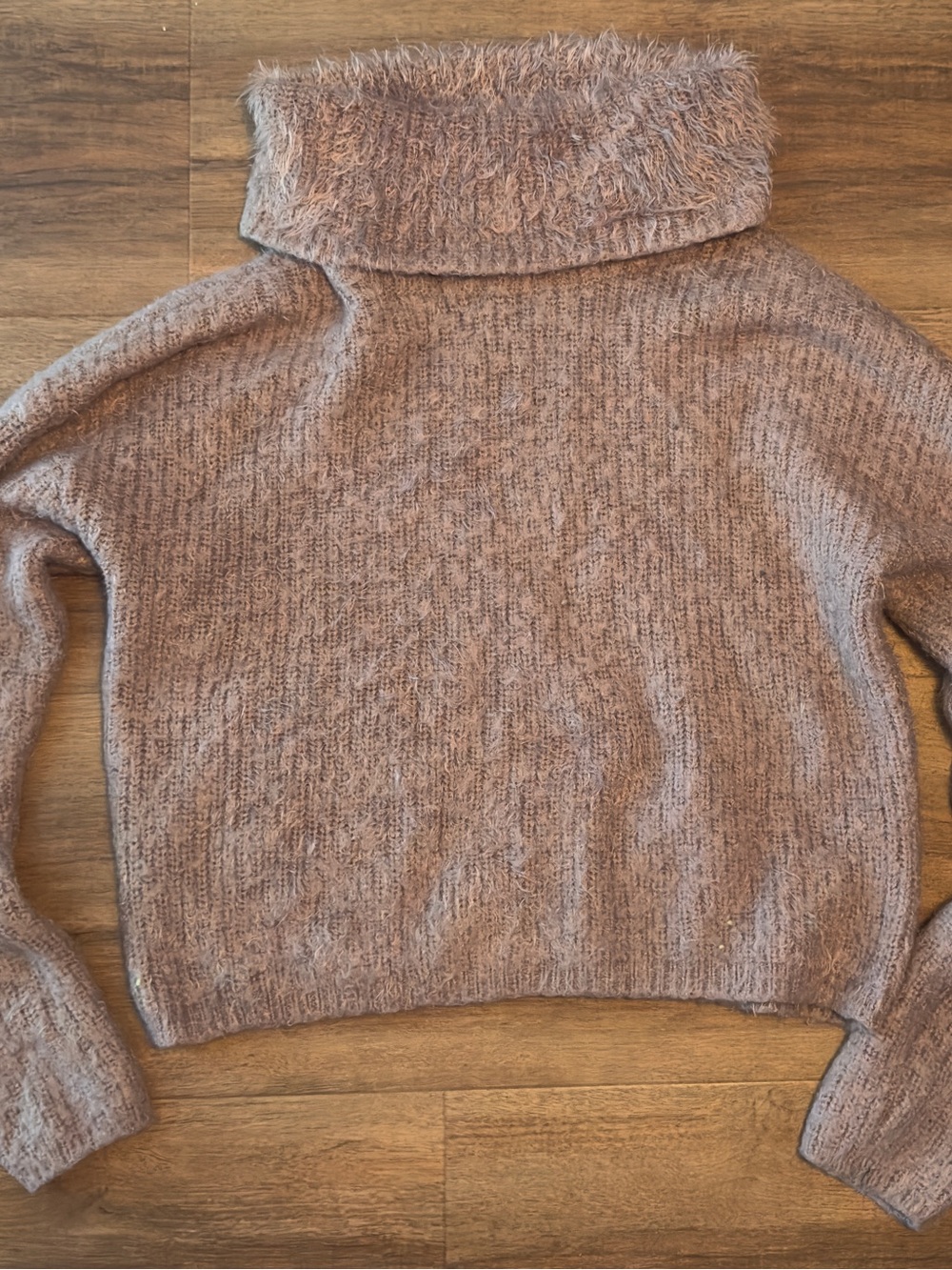 Charlotte Russe Mauve Pink Cropped Turtleneck Sweater